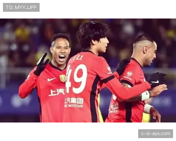 中超新星闪耀赛场，青年才俊表现抢眼引热议