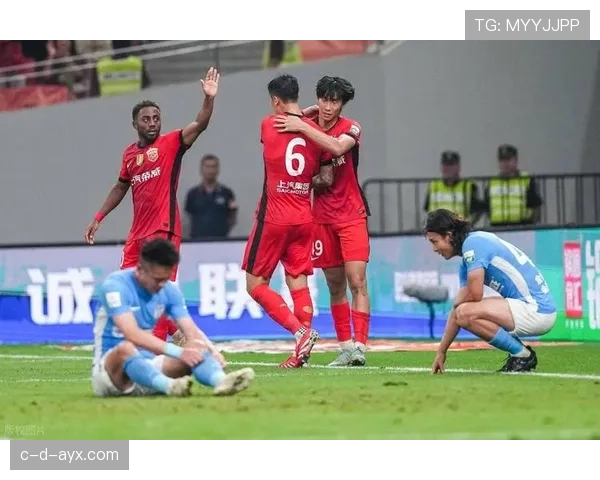 德甲转会窗口新星涌入老将离队，多支球队阵容焕新迎战新赛季