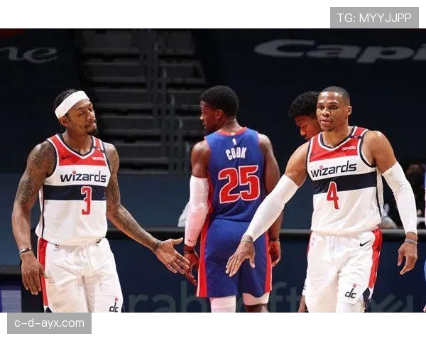 维金斯利用切入突破显著提升季后赛防守转换效率